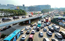 Hà Nội rào chắn nhiều nơi trên đường Đàm Quang Trung, Cổ Linh để thi công hầm kín, hầm hở