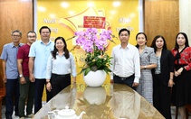 Lãnh đạo Ban Tuyên giáo và Dân vận Thành ủy TP.HCM thăm, chúc mừng Nhà xuất bản Trẻ
