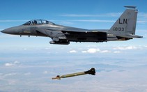 Mỹ thả bom xuyên phá GBU-72 vào các điểm phóng tên lửa của Iran dọc eo biển Hormuz
