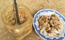 Cá ủ chua, đồ đóng hộp có thể chứa độc tố gây ngộ độc nặng, làm sao nhận biết?