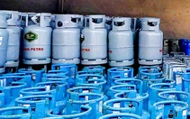 Giá gas tăng 120.000 đồng trong 15 ngày, giá bán lẻ gần 550.000 đồng/bình