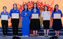 Chi đoàn phóng viên báo Tuổi Trẻ nhận giải thưởng Hồ Hảo Hớn năm 2026