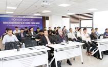 Chuyên gia quốc tế chia sẻ tại INISCOM 2026 ở Đại học Duy Tân