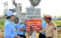 Quảng Ngãi cảnh báo sẽ phạt nguội khi vượt đèn đỏ qua đường sắt