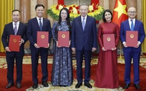 Tổng Bí thư, Chủ tịch nước Tô Lâm trao quyết định bổ nhiệm 5 Đại sứ