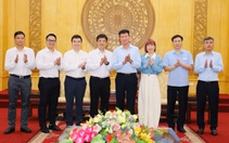 FPT thúc đẩy hợp tác chuyển đổi số và giáo dục với Ninh Bình
