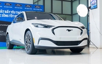 Tin tức giá xe: Ford Mustang Mach-E giảm giá kỷ lục gần 1 tỉ đồng, còn được sạc miễn phí 5 năm