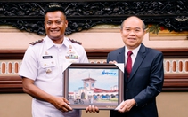 Tàu Hải quân Indonesia cập cảng TP.HCM, củng cố quan hệ Đối tác chiến lược toàn diện