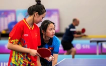 Cô bé Đà Lạt 16 tuổi đánh bại ngôi sao bóng bàn Nhật Bản