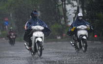 Chiều tối mai, miền Bắc và Hà Nội có thể có mưa rào và dông, chấm dứt nắng nóng 40 độ C