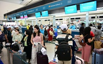 Cục Hàng không siết khiếu nại; ACV cảnh báo thất lạc, cầm nhầm vali mùa du lịch hè