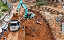Chủ tịch Hà Nội khuyến khích dân phản ánh các công trình xây dựng gây bụi, mất an toàn
