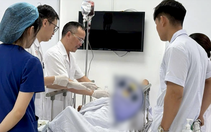 Chữa trị thành công ca hy hữu: Người đàn ông cương dương suốt 7 ngày sau cú ngã