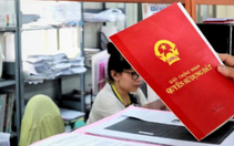 Sổ đỏ đã cầm cho ngân hàng, có thể vay thêm được không?