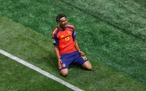 Yamal ghi bàn thắng đầu tiên ở World Cup, Tây Ban Nha thắng đậm Saudi Arabia