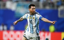 Messi phá sâu kỷ lục ghi bàn ở World Cup