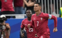 Vượt mặt Messi, Ronaldo lập kỷ lục tại World Cup