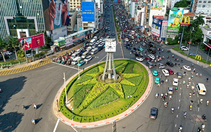 Sau một tháng thí điểm chạy theo đèn tín hiệu, giao thông tại vòng xoay Nguyễn Bỉnh Khiêm ổn định