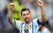 Messi dẫn đầu, còn Ronaldo xếp hạng mấy trong nhóm cầu thủ xuất sắc World Cup 2026?
