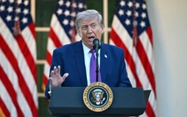 Ông Trump yêu cầu hạ giá xăng dầu, cảnh báo 'rắc rối lớn'