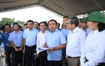 Bí thư Hà Nội chỉ đạo rà soát đề xuất xây đường trên cao kết nối nút giao Cổ Linh ra cao tốc