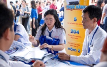 Học sinh lớp 12 chọn nguyện vọng giữa ‘ma trận’ ngành hot