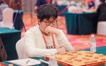 Cao thủ hạng 3 cờ tướng Trung Quốc bất lực trước kỳ thủ ngồi xe lăn