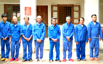 Công an TP.HCM bắt nhóm người cưa đầu đạn, lấy thuốc nổ TNT đi bán