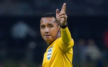 FIFA ra lựa chọn khó hiểu về trọng tài điều khiển trận Pháp - Tây Ban Nha