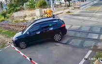 2 tài xế ở Đắk Lắk bị xử lý khi lái ô tô vượt rào chắn đã hạ