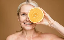 Vitamin C có thể giúp giảm hình thành hợp chất liên quan nguy cơ ung thư