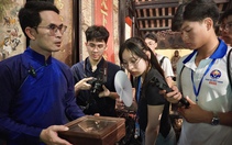 Cuộc gặp giữa hai thế hệ kiều bào bên dòng sông Hương