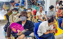 TP.HCM đơn giản hóa, giảm bớt thủ tục chuyển tuyến cho người cao tuổi ra sao?