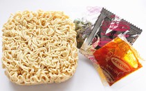 Giải mã những bí mật bên trong các gói gia vị mì ăn liền