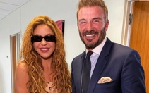 Shakira khoe ảnh hậu trường chung kết World Cup với David Beckham, BTS