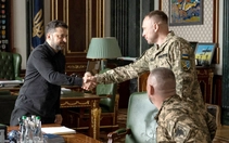 Ông Zelensky sẽ làm gì để xoa dịu khủng hoảng chính trị trong nước?
