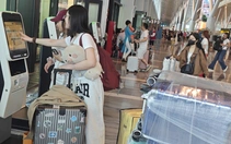 Cách tự ký gửi hành lý trong hai phút tại sân bay