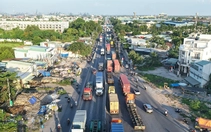 Sở Xây dựng TP.HCM: Chuyển dần xe container khỏi khu dân cư khu Đông