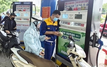 Bán lẻ xăng dầu hụt nguồn ở Hà Nội, Bộ Công Thương chỉ đạo nóng