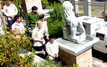 Nữ nhân viên ngân hàng lấy giấy tờ của khách hàng làm giả hồ sơ vay 7 tỉ, nhóm bị cáo hầu tòa