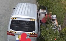 Công an phường Tân Mỹ xem camera thấy 2 người xả rác bậy nên mời lên lập biên bản