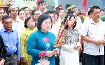 Phường Tân Sơn Nhì ra mắt công trình cải tạo Bia truyền thống, dâng hương tưởng niệm các anh hùng liệt sĩ