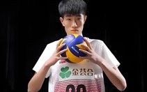 Ngôi sao bóng chuyền cao 2m của Trung Quốc bị nghi ngờ bán độ