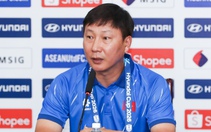 HLV Kim Sang Sik để ý cầu thủ nhập tịch từ Nhật Bản, Hàn Quốc của Singapore