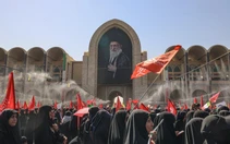 Iran gửi đi thông điệp gì từ lễ tang cố Lãnh tụ tối cao Ali Khamenei?