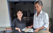 Nhặt được gần 75 triệu đồng và máy tính xách tay, người đàn ông từ chối nhận hậu tạ