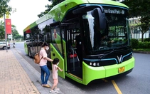 50 năm thành phố nghĩa tình của tôi: Xe buýt và bài học tử tế