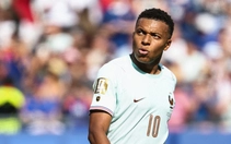 Video: Mbappe, Dembele thay nhau lập siêu phẩm cho tuyển Pháp