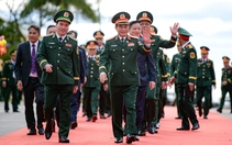 Đại tướng Phan Văn Giang sang Lào, bắt đầu dự Giao lưu hữu nghị quốc phòng biên giới