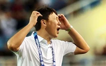 Khi HLV Kim Sang Sik rối